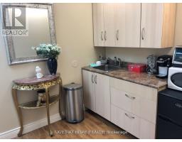 1525 Albion Road, Toronto, ON M9V5G5 Photo 10