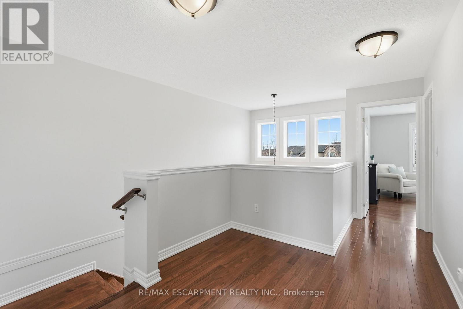 253 MILLVIEW COURT - 30