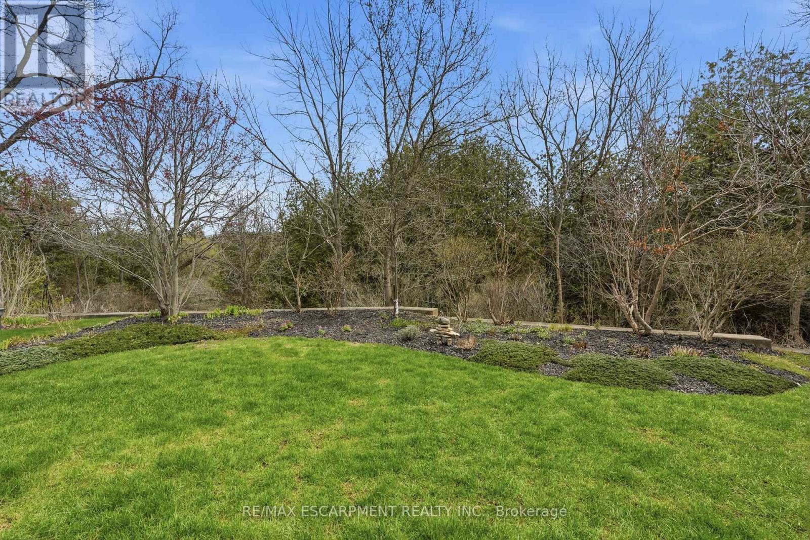 253 MILLVIEW COURT - 47