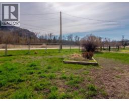 8114 River Road, Oliver, BC V0H1T7 Photo 41