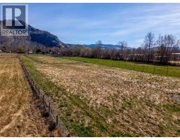 8114 River Road, Oliver, BC V0H1T7 Photo 68