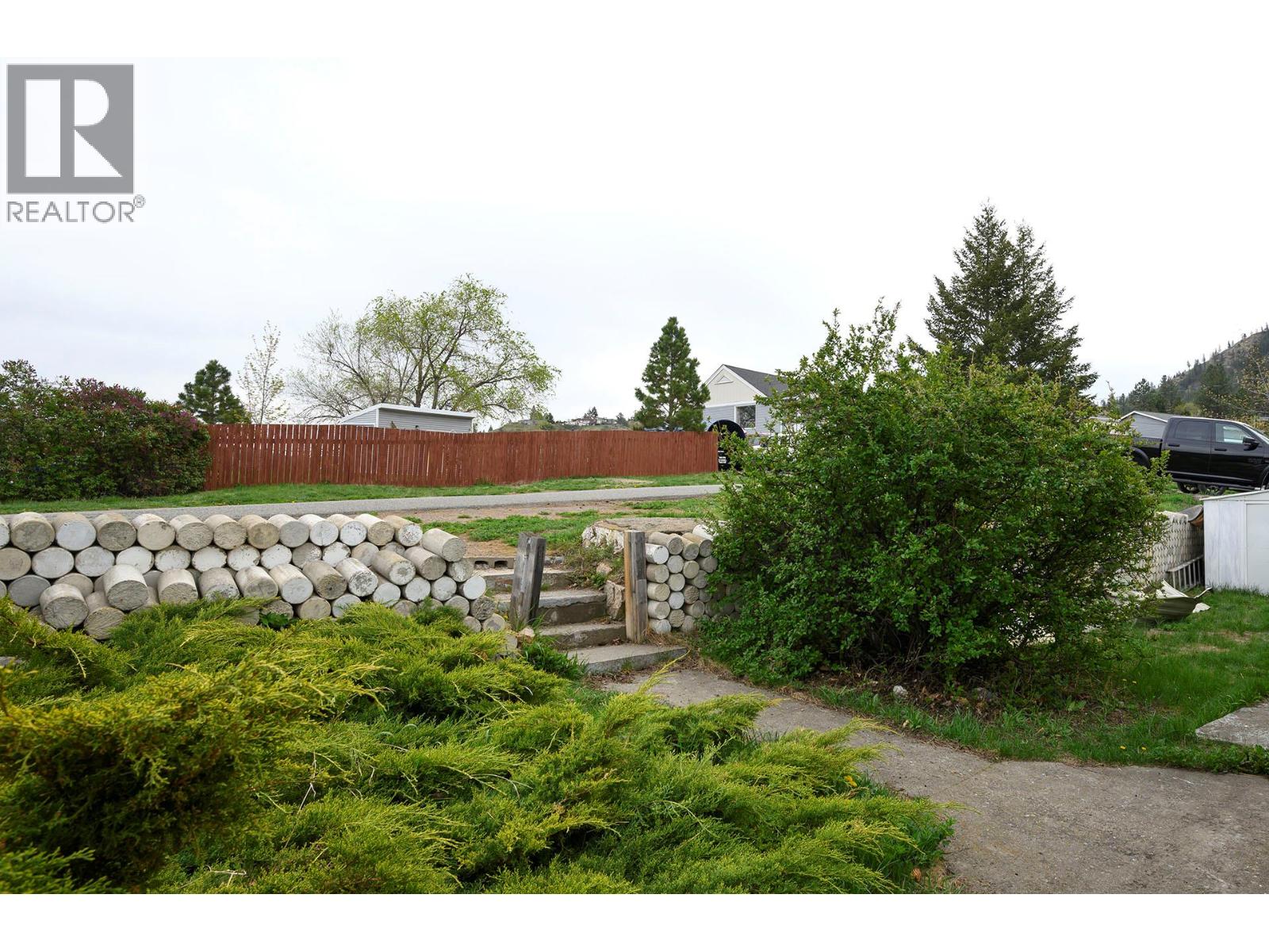  861 KLAHANIE Drive, Kamloops