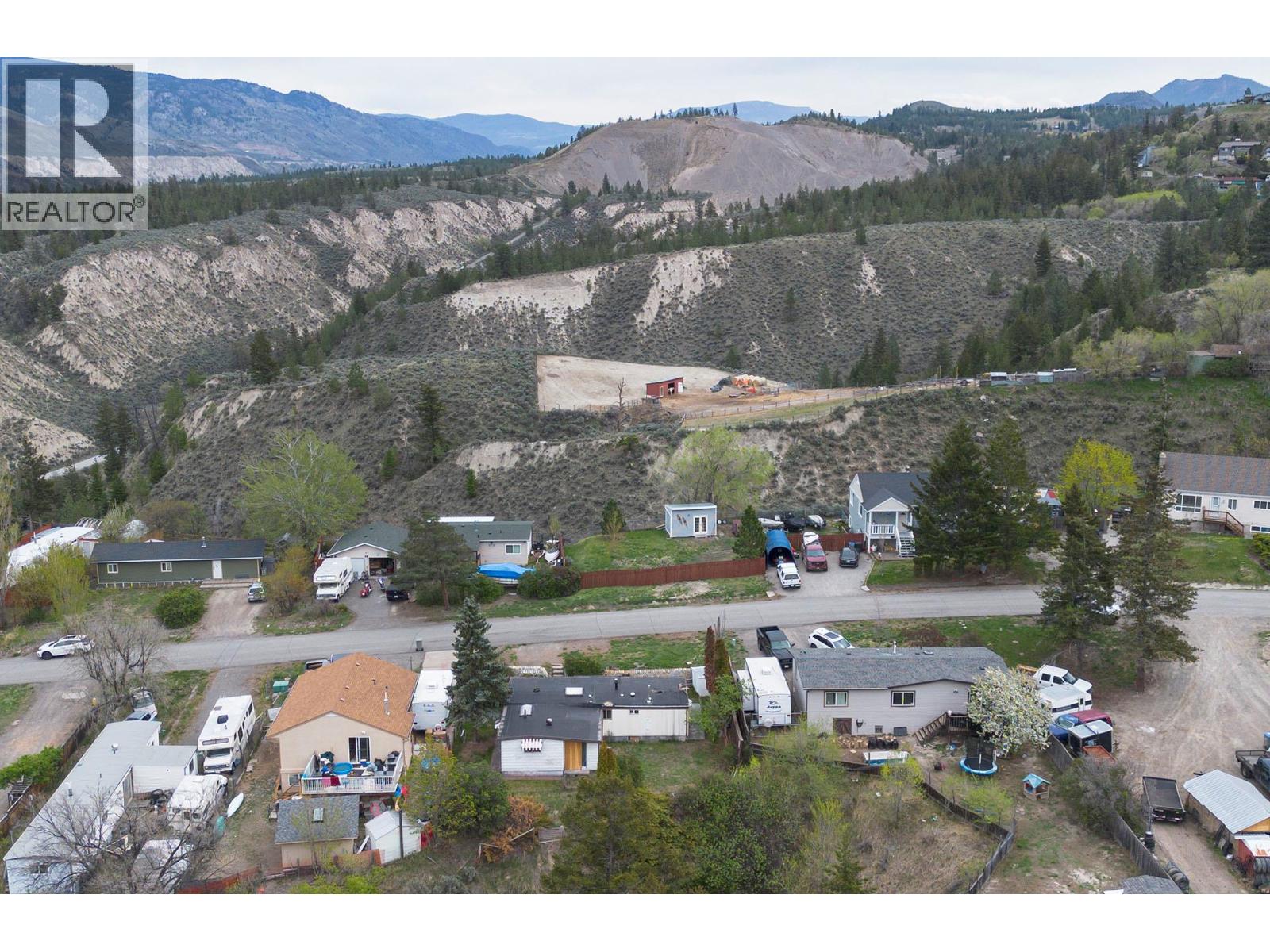  861 KLAHANIE Drive, Kamloops