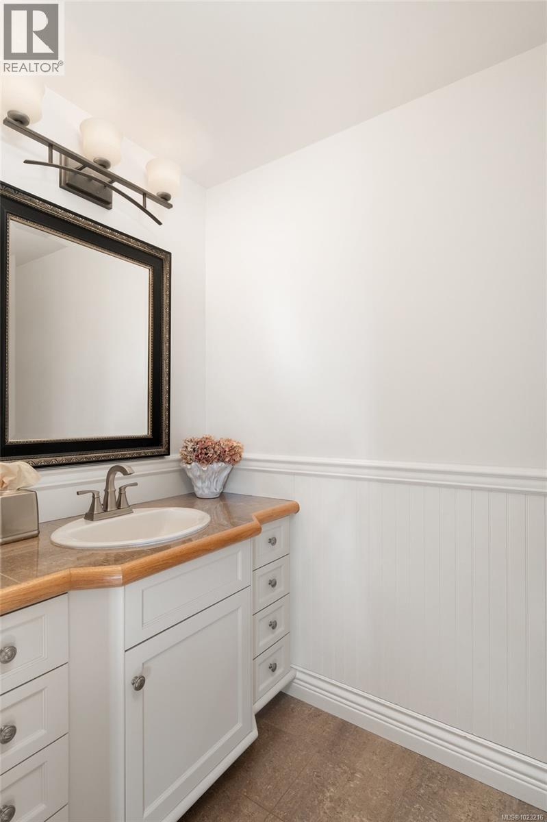 Main floor bathroom