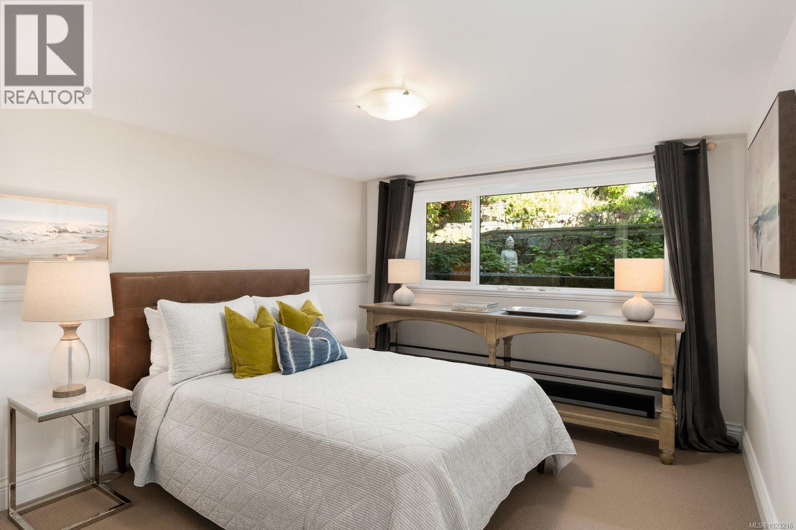 Guest or in-law suite with natural light and versatile layout