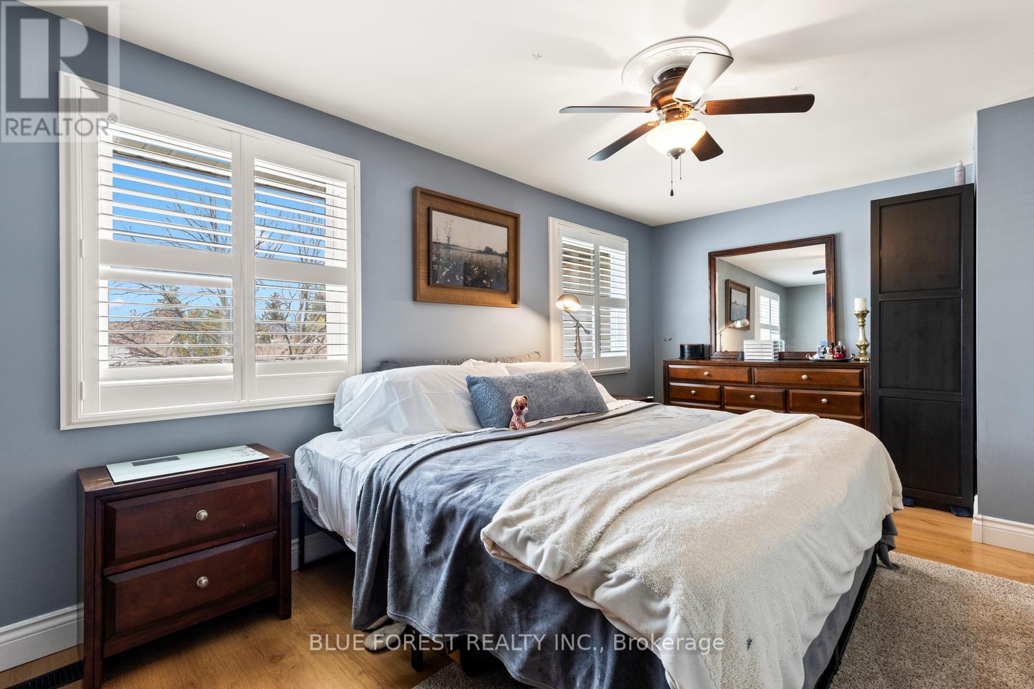 3 LACEY CRESCENT - 16