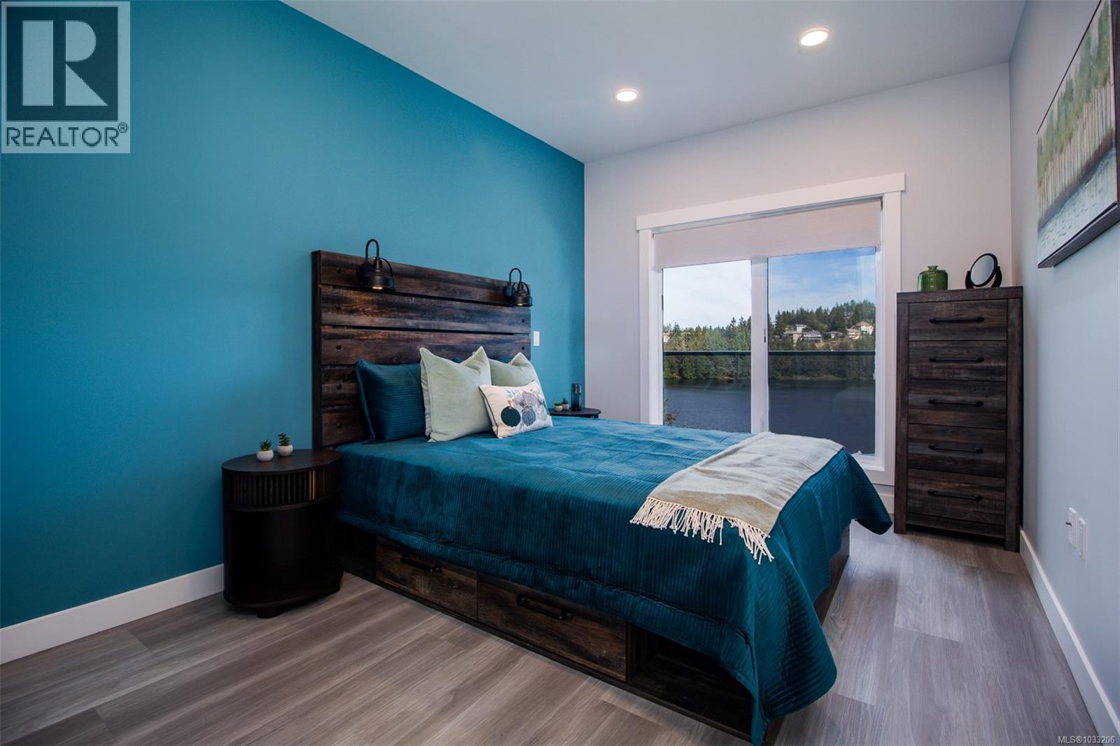 #301 4474 Wellington Rd - 20