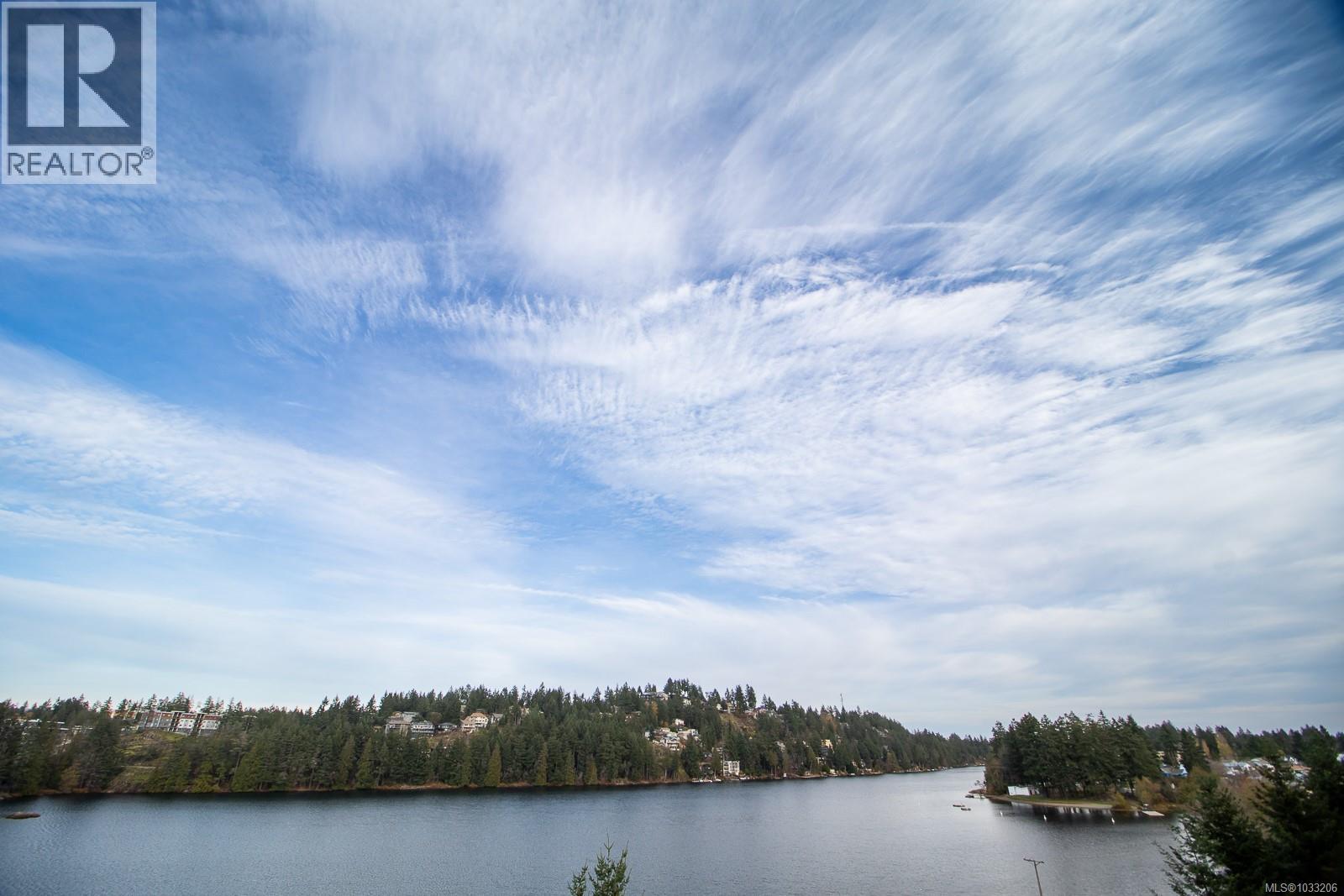 #301 4474 Wellington Rd - 22