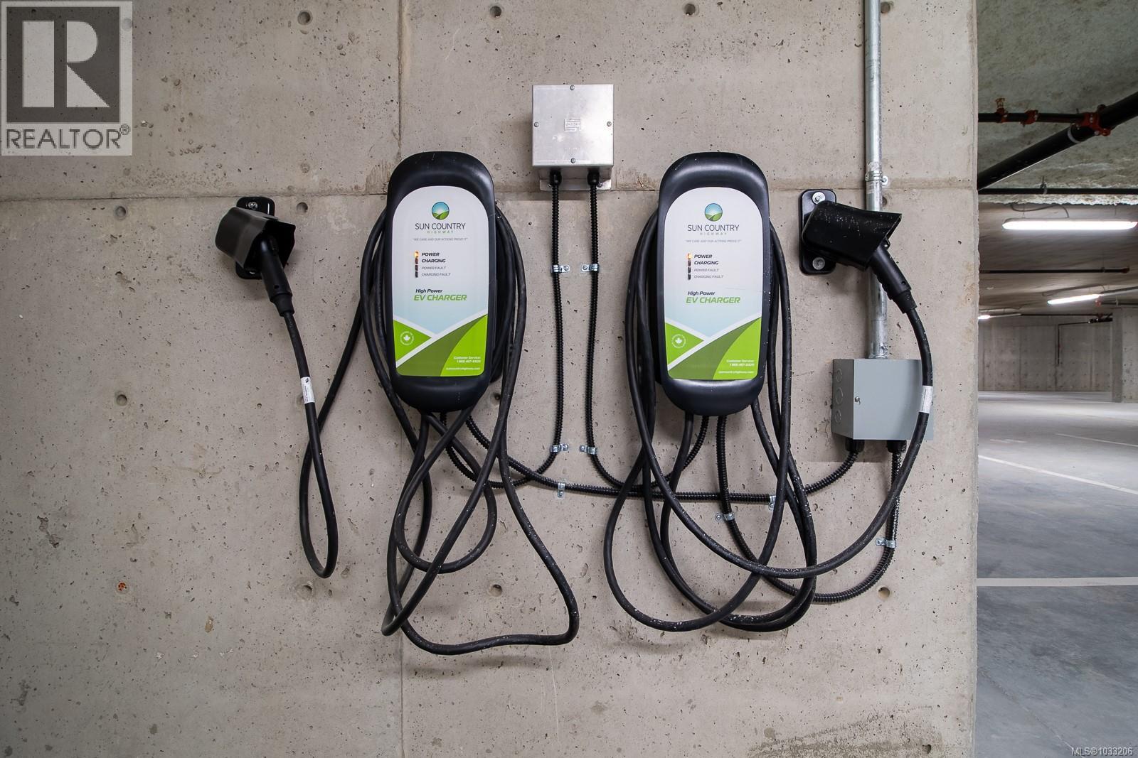 #301 4474 Wellington Rd - 6