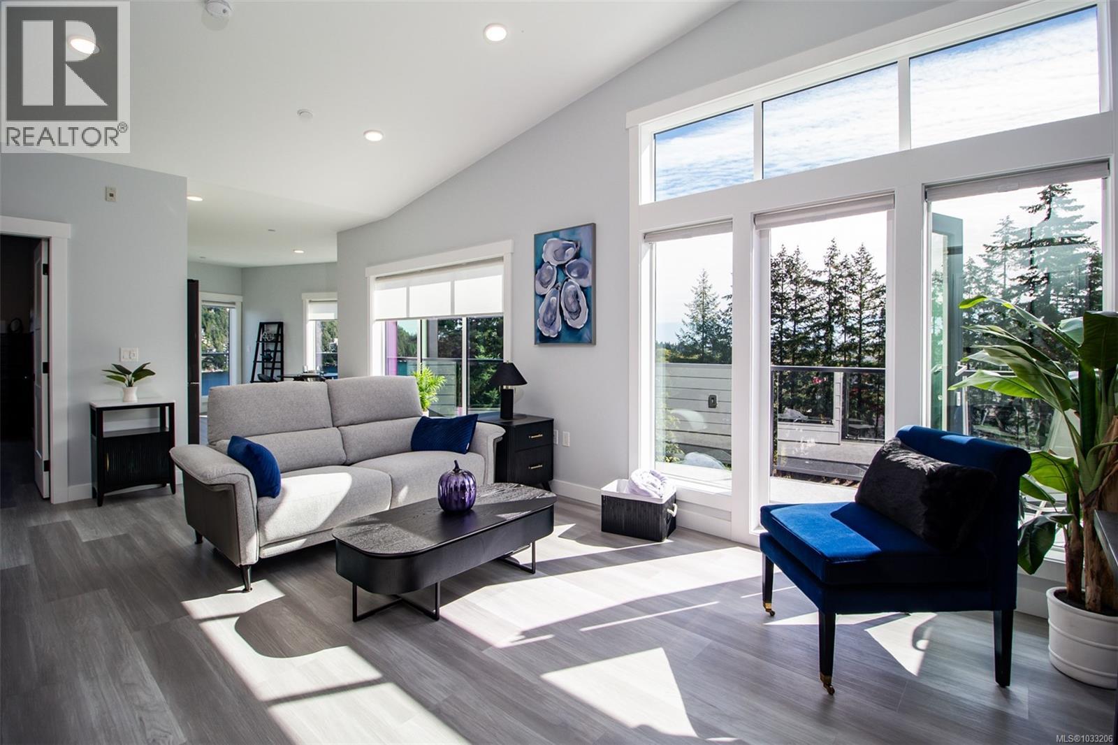 #301 4474 Wellington Rd - 9