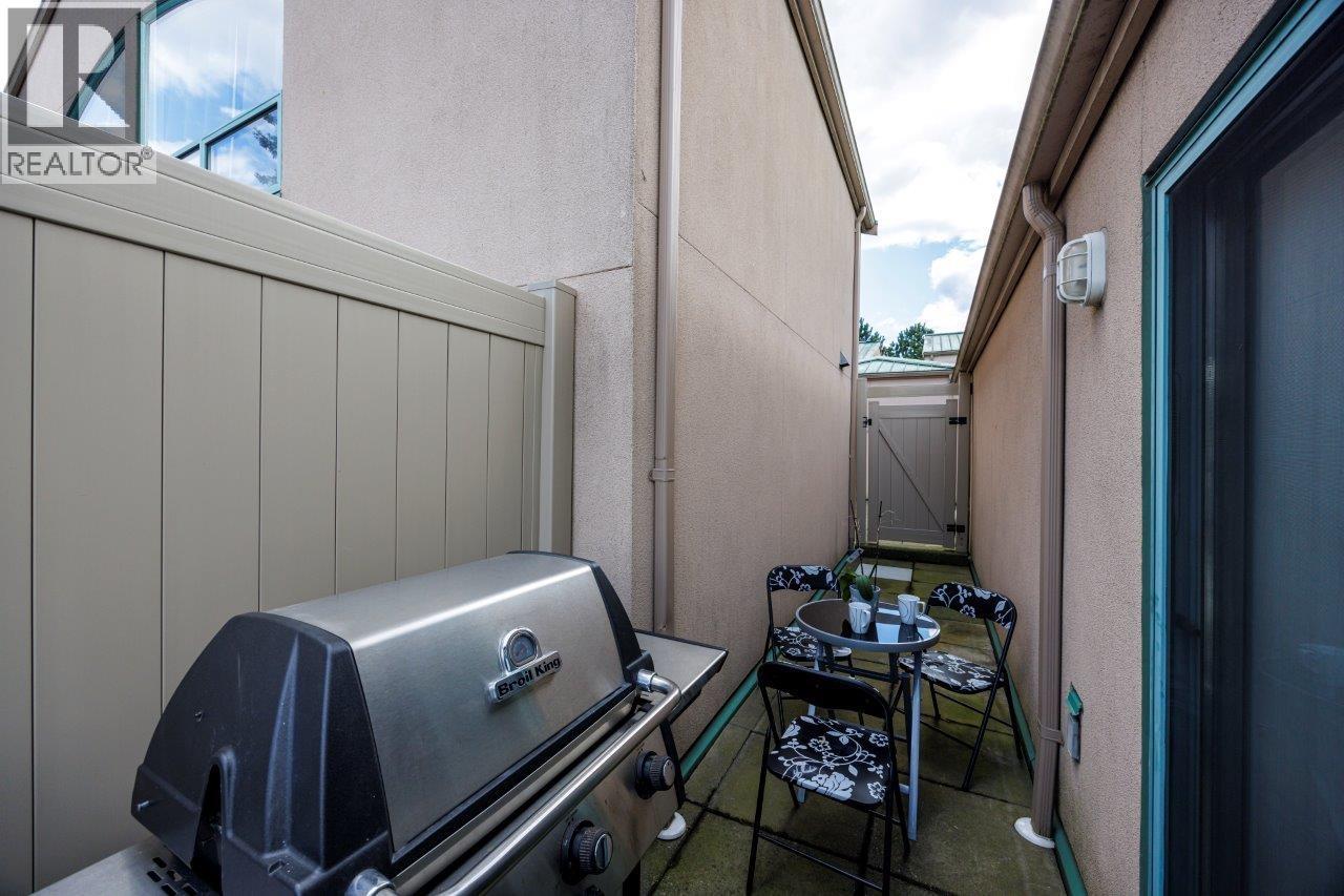 16 3200 WESTWOOD STREET, Port Coquitlam