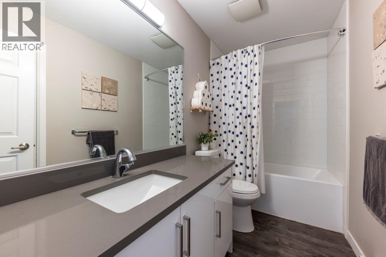 16 3200 WESTWOOD STREET, Port Coquitlam