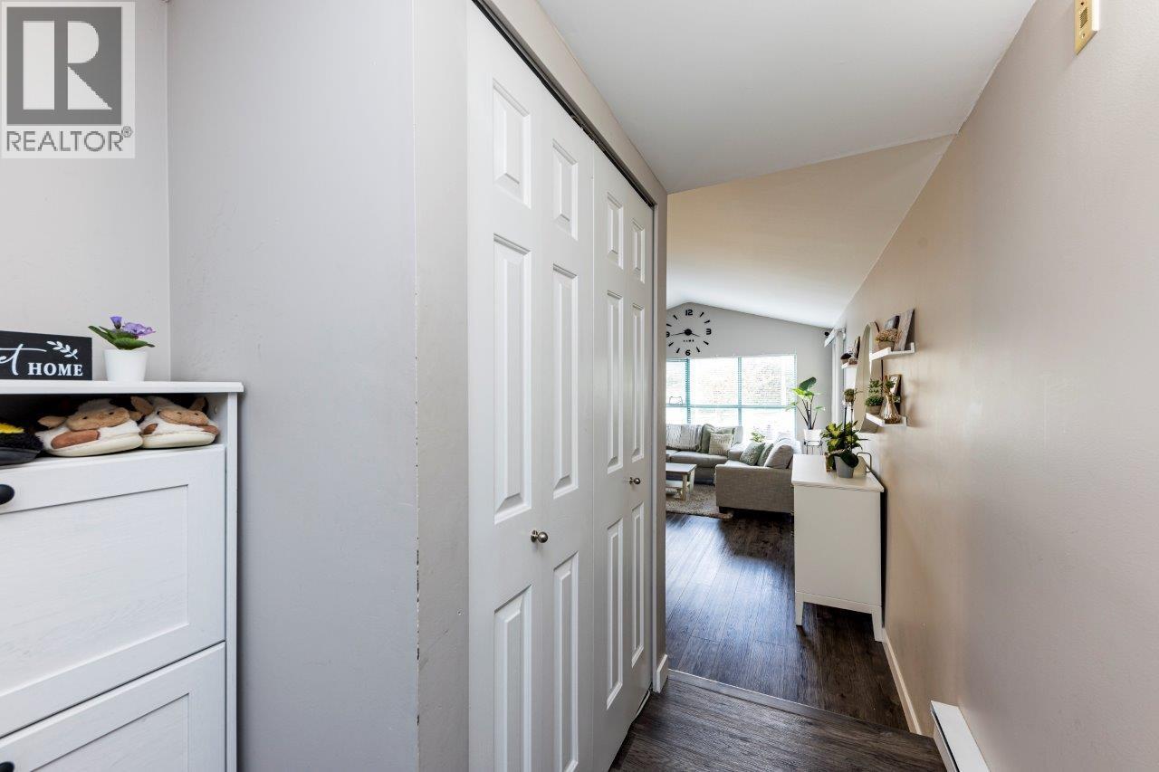 16 3200 WESTWOOD STREET, Port Coquitlam