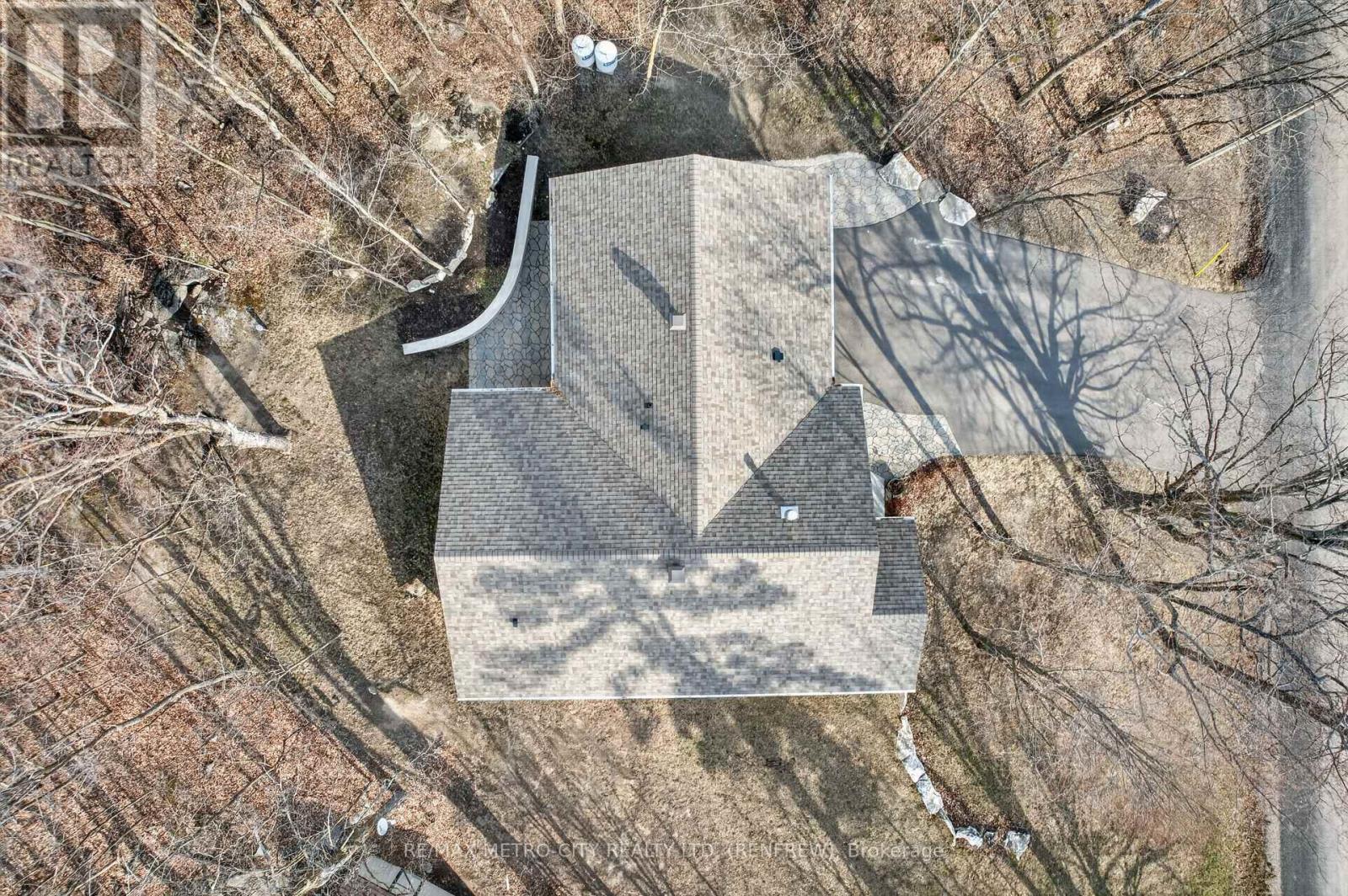 19 PALLEN ROAD - 30
