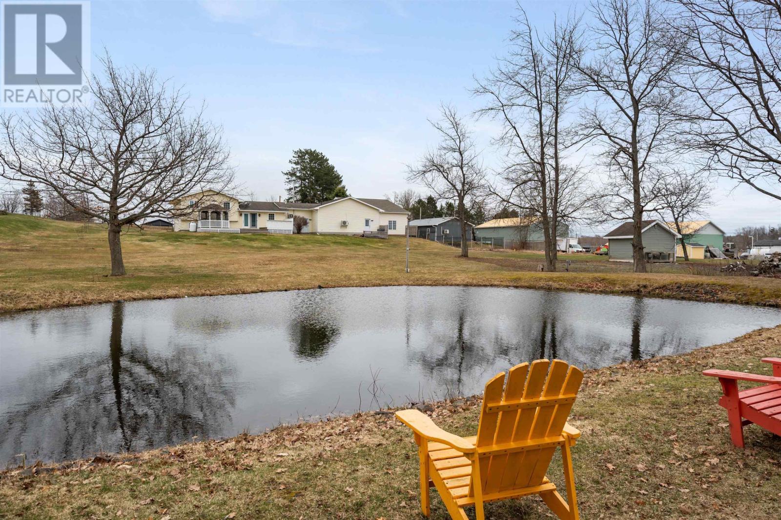 Property 43 of 49 of 2003 Highway 6