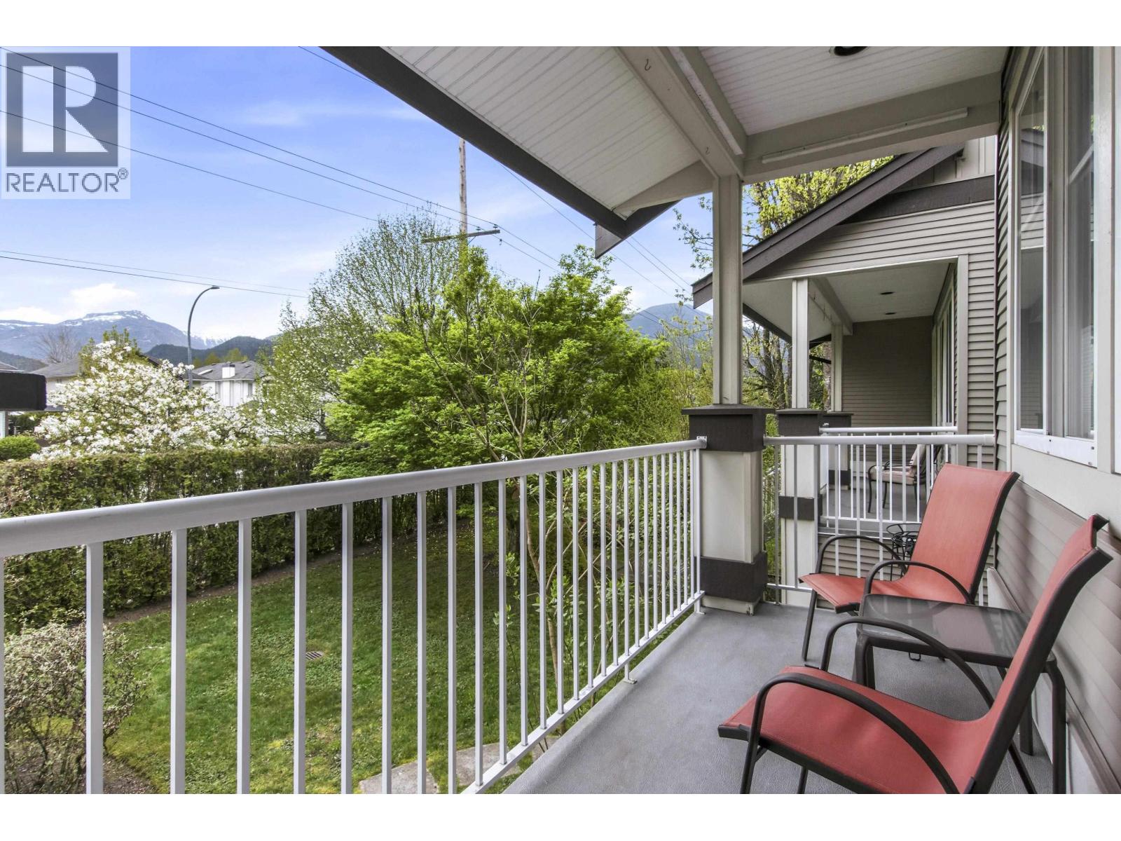12 1800 MAMQUAM ROAD, Squamish
