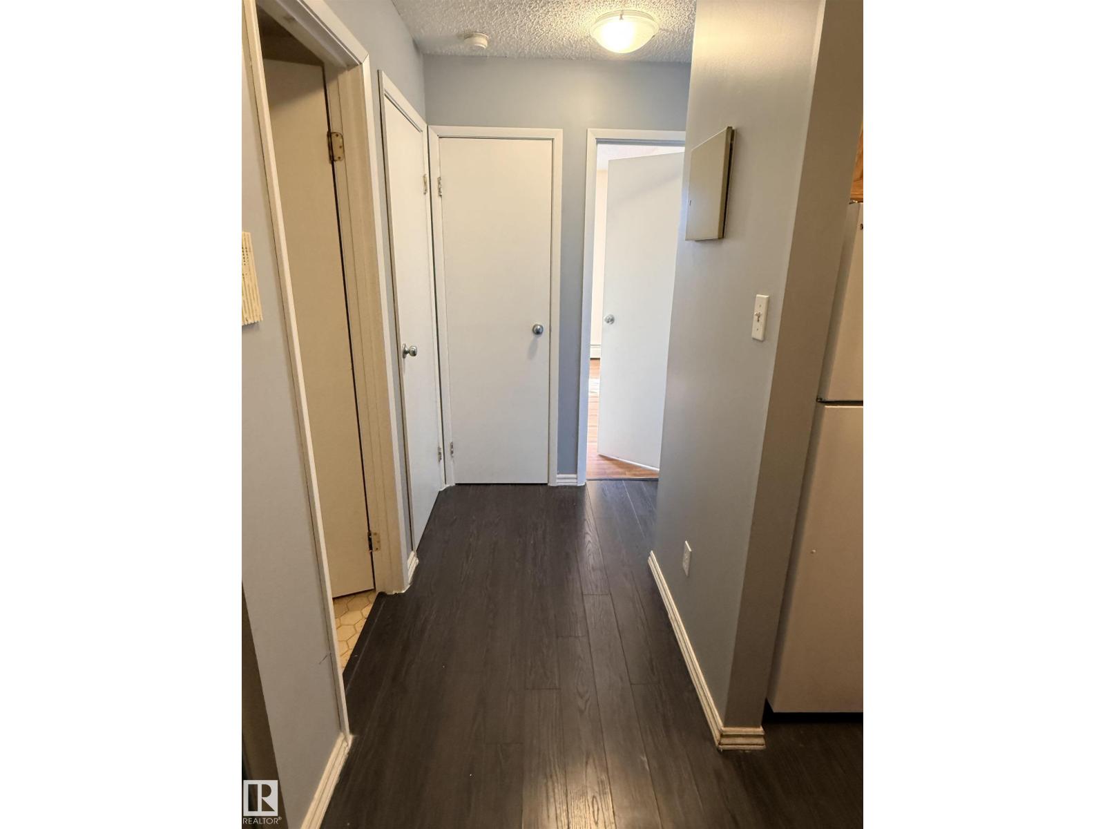 #202 3610 43 AV NW, Edmonton