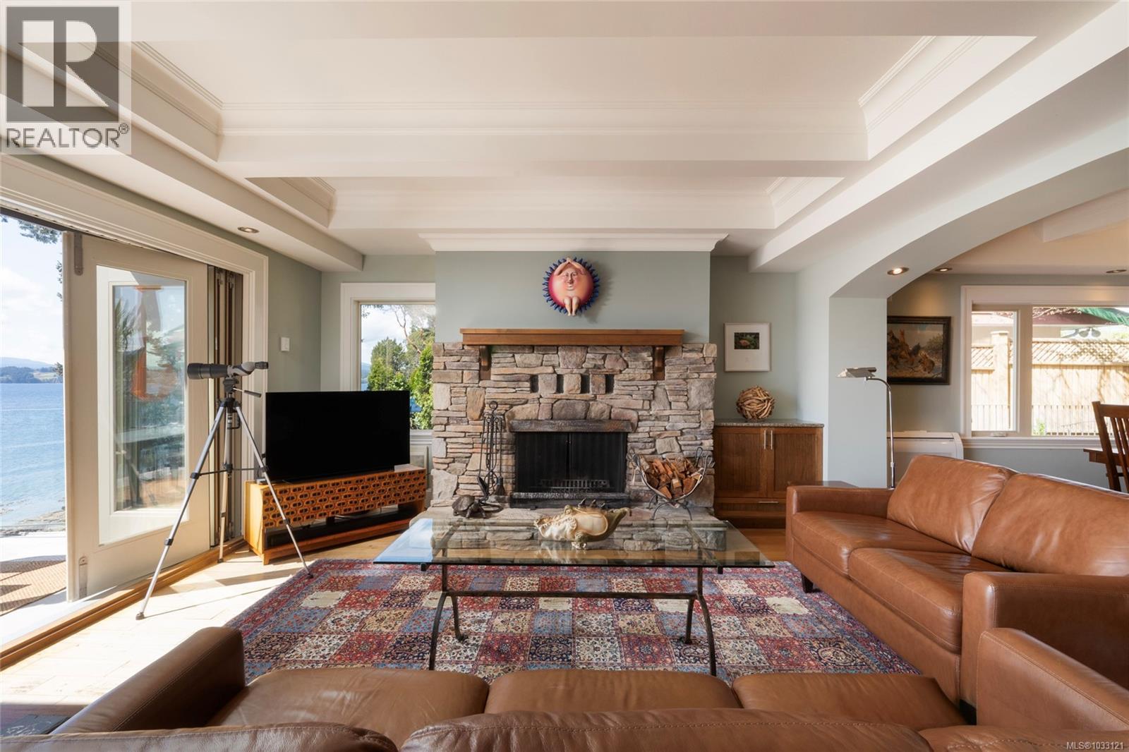  10646 Madrona Drive, North Saanich