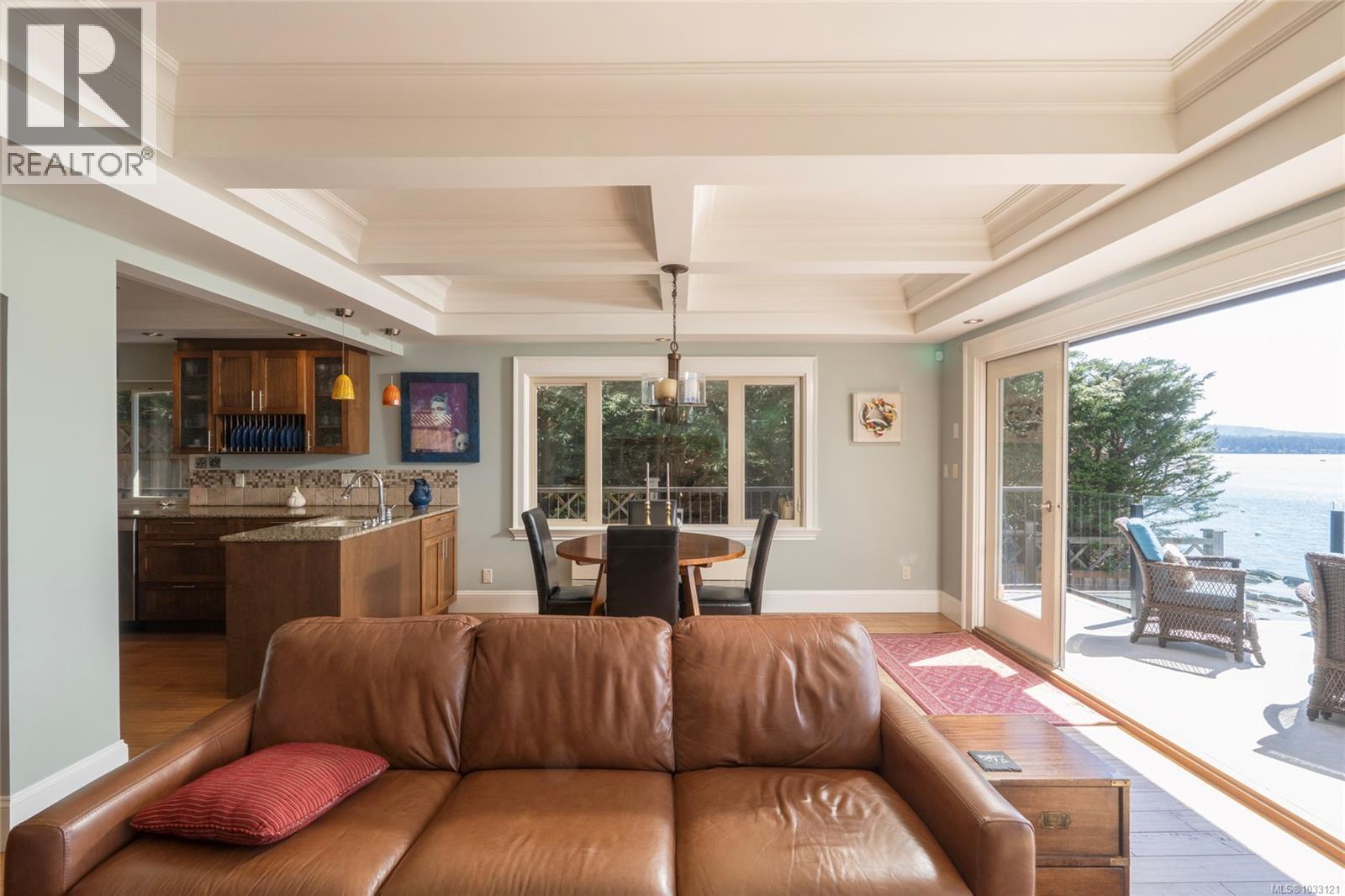  10646 Madrona Drive, North Saanich