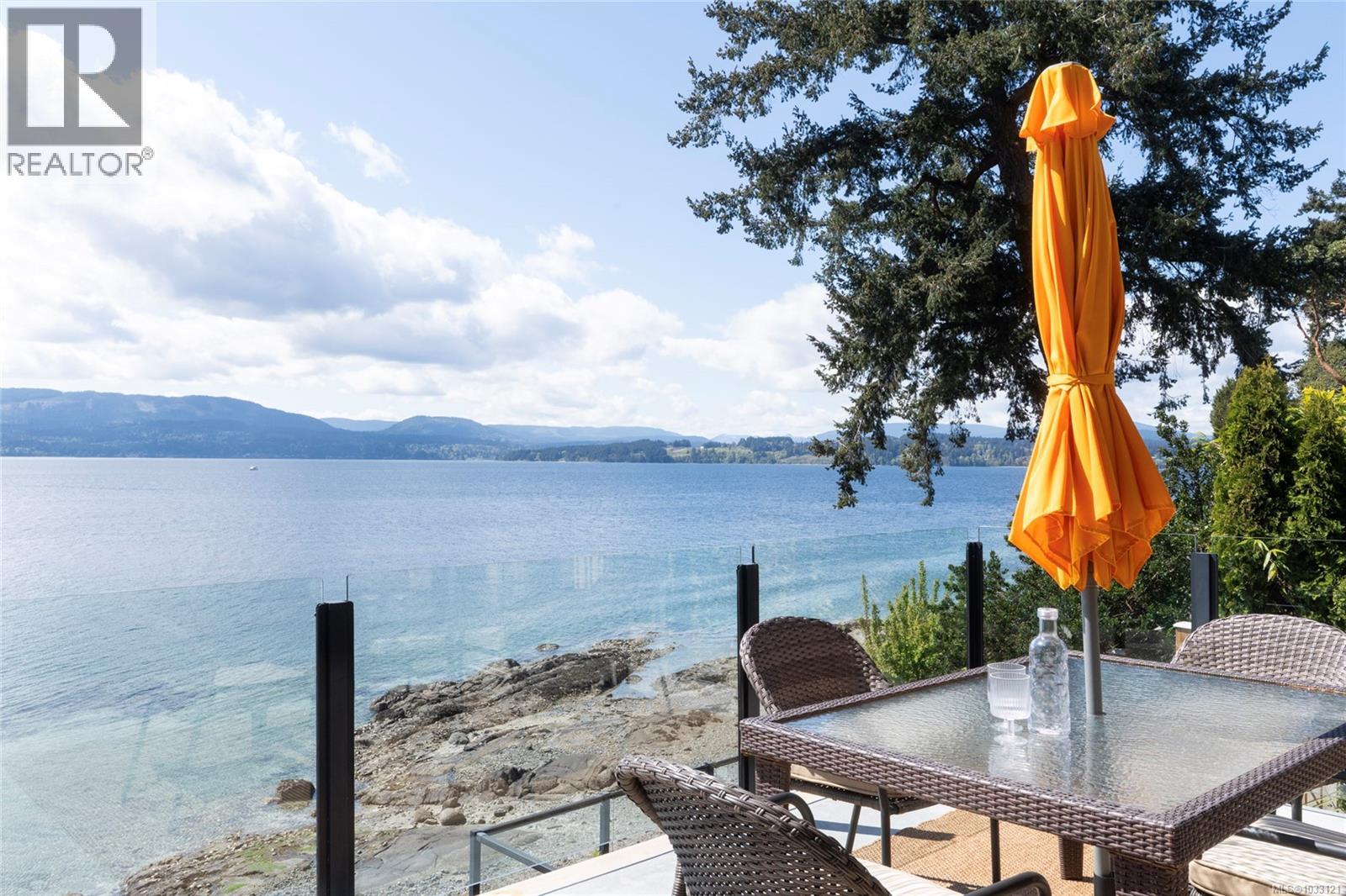  10646 Madrona Drive, North Saanich