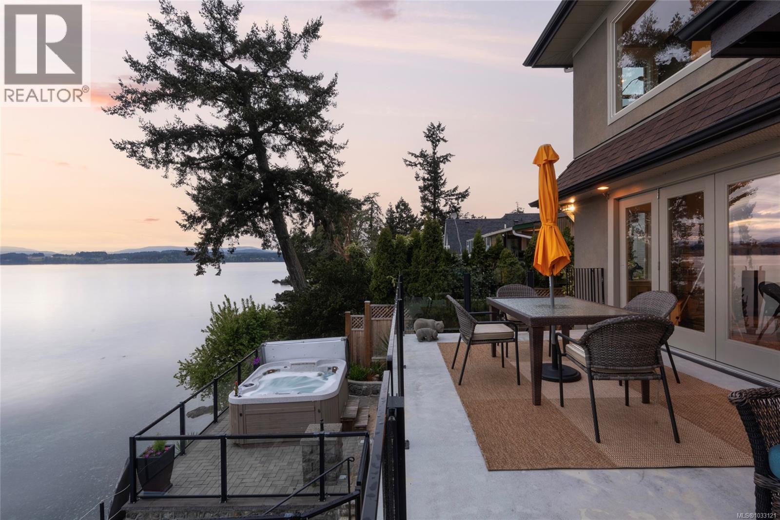  10646 Madrona Drive, North Saanich