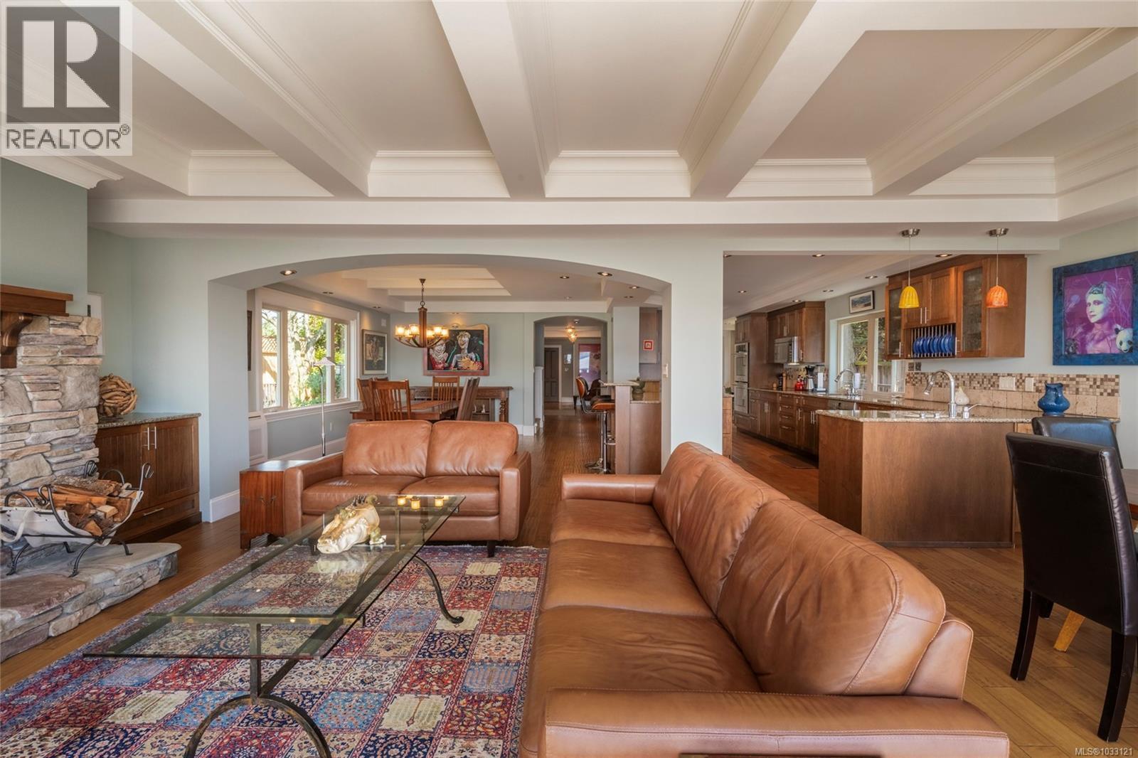  10646 Madrona Drive, North Saanich