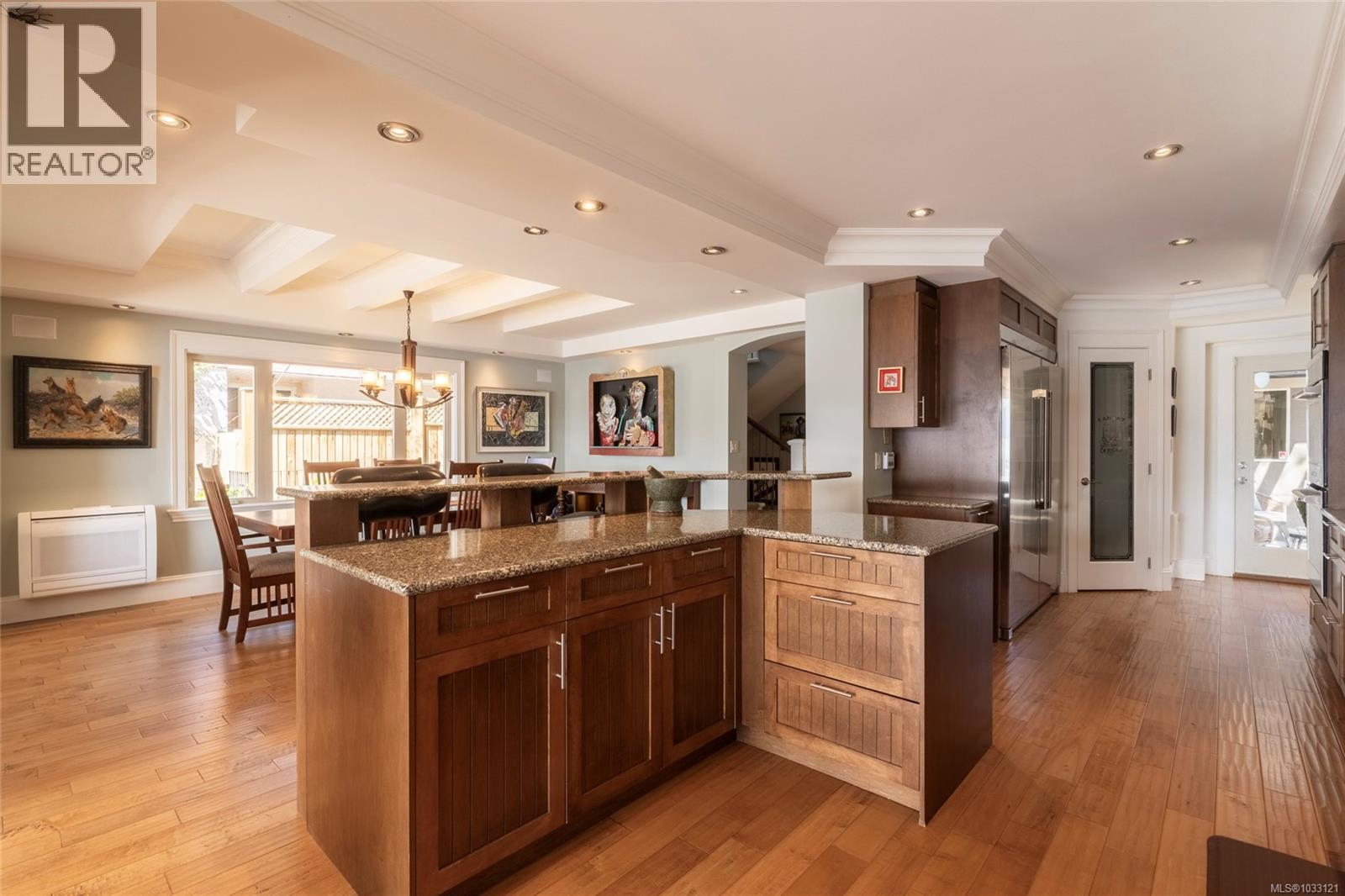  10646 Madrona Drive, North Saanich