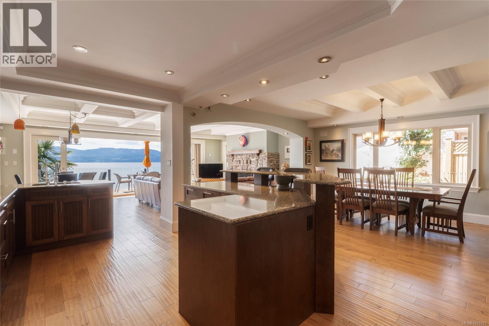  10646 Madrona Drive, North Saanich