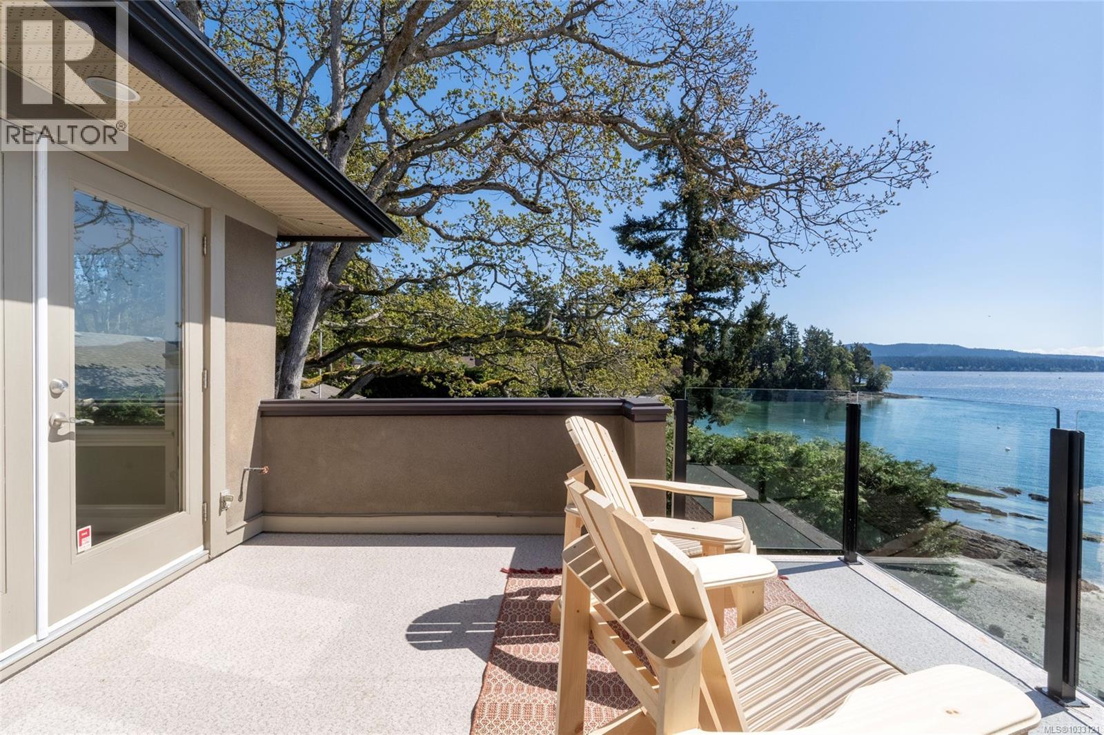  10646 Madrona Drive, North Saanich