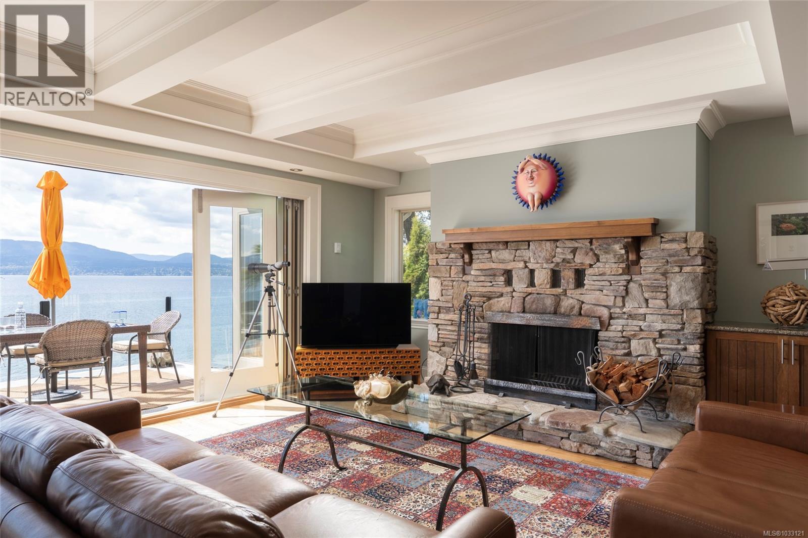  10646 Madrona Drive, North Saanich