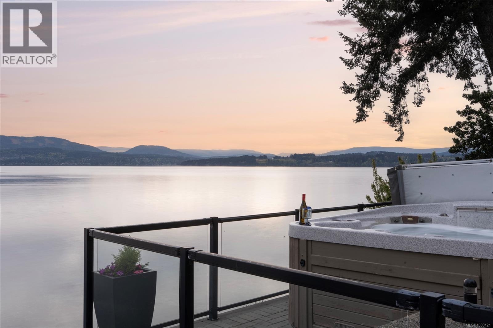  10646 Madrona Drive, North Saanich