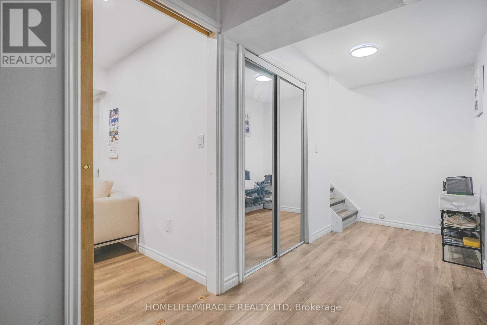 33 AUBURN LANE - 37