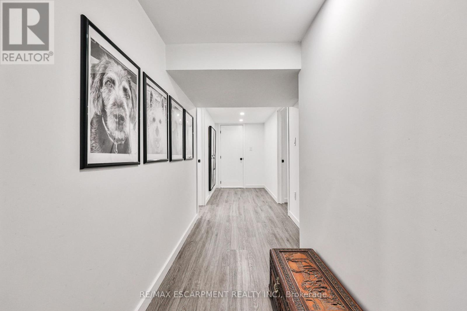 60 GALBRAITH DRIVE - 34