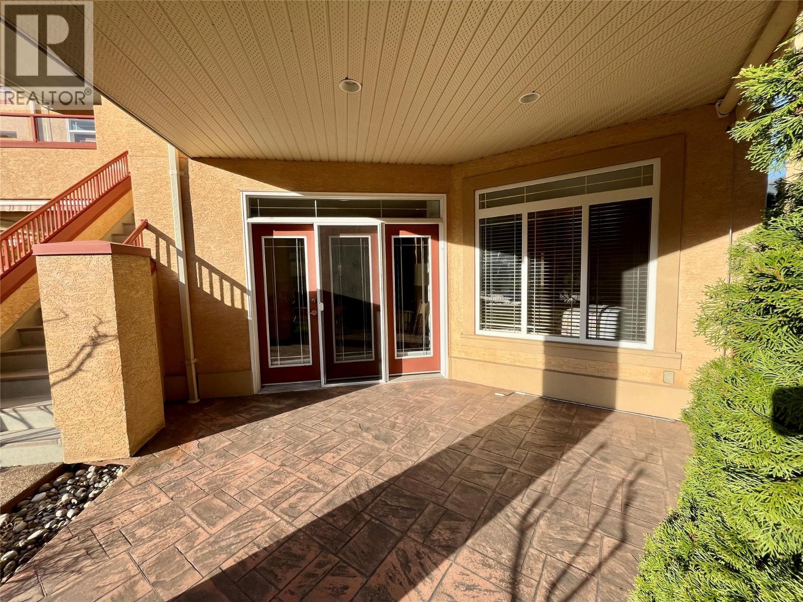 #32 714 Riverside Avenue Unit# 32 - 18