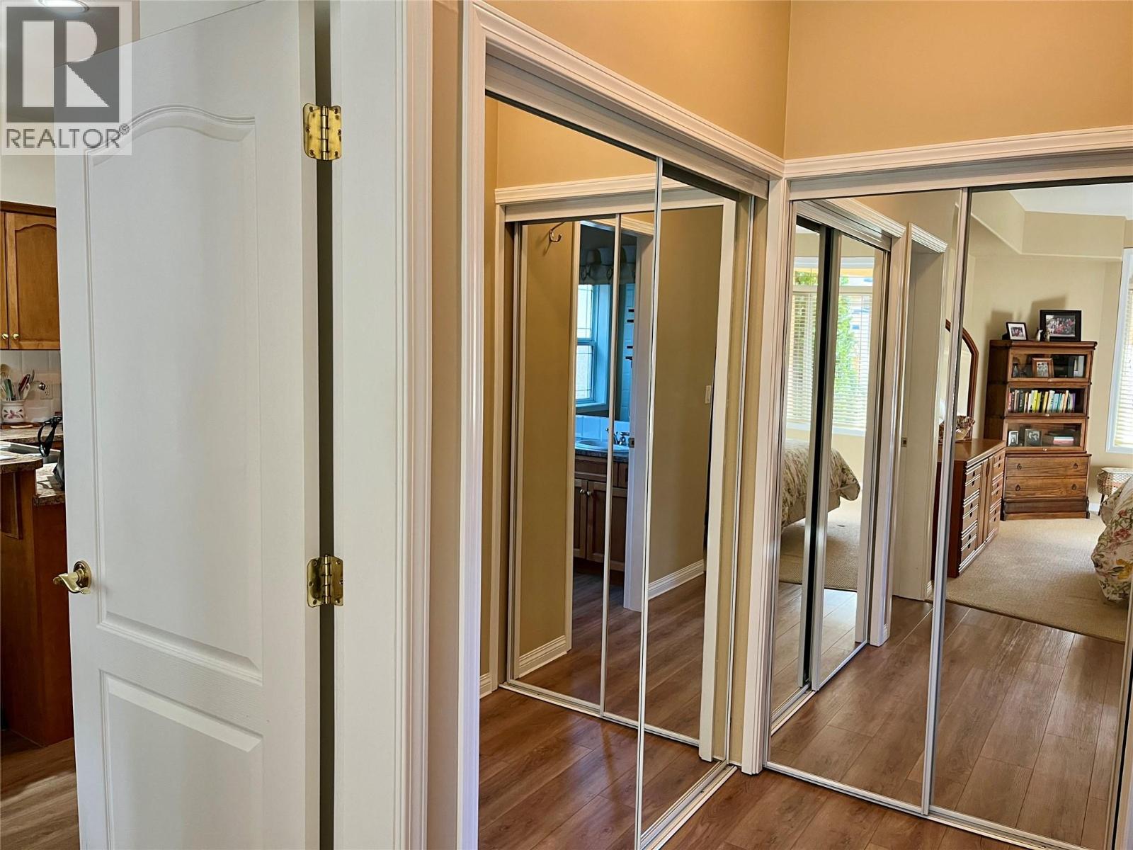 #32 714 Riverside Avenue Unit# 32 - 23