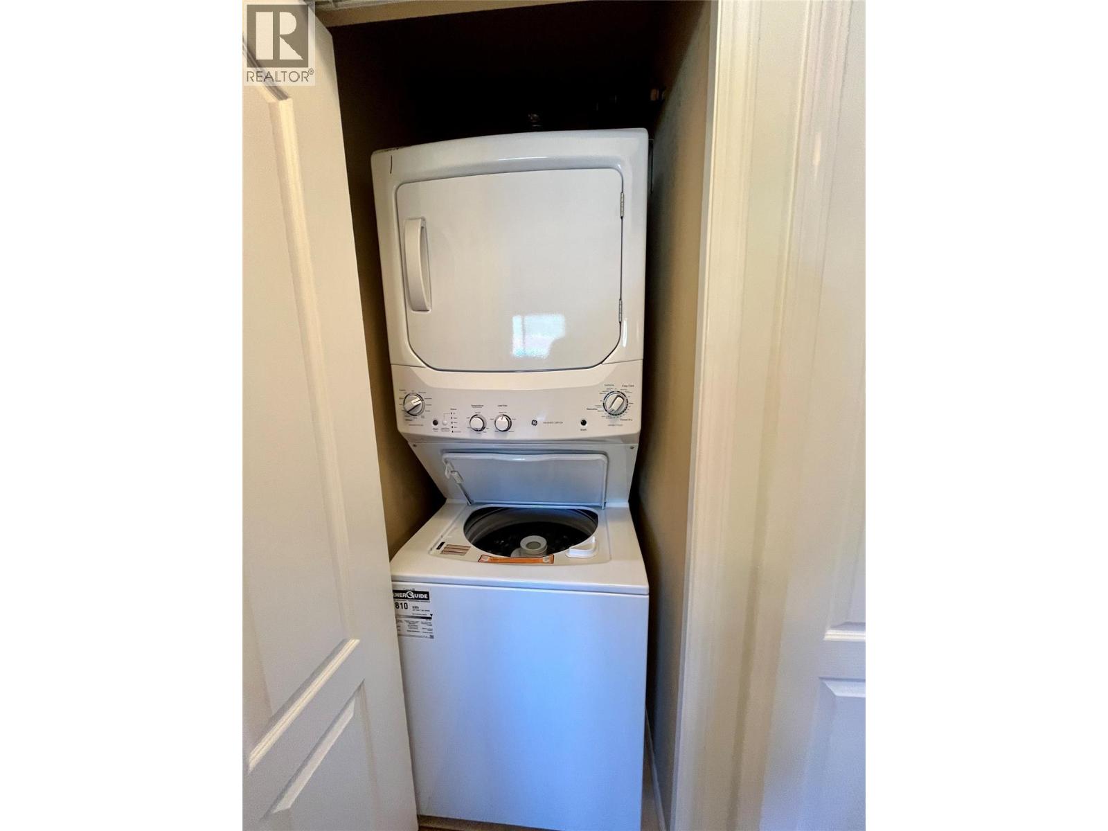 #32 714 Riverside Avenue Unit# 32 - 27