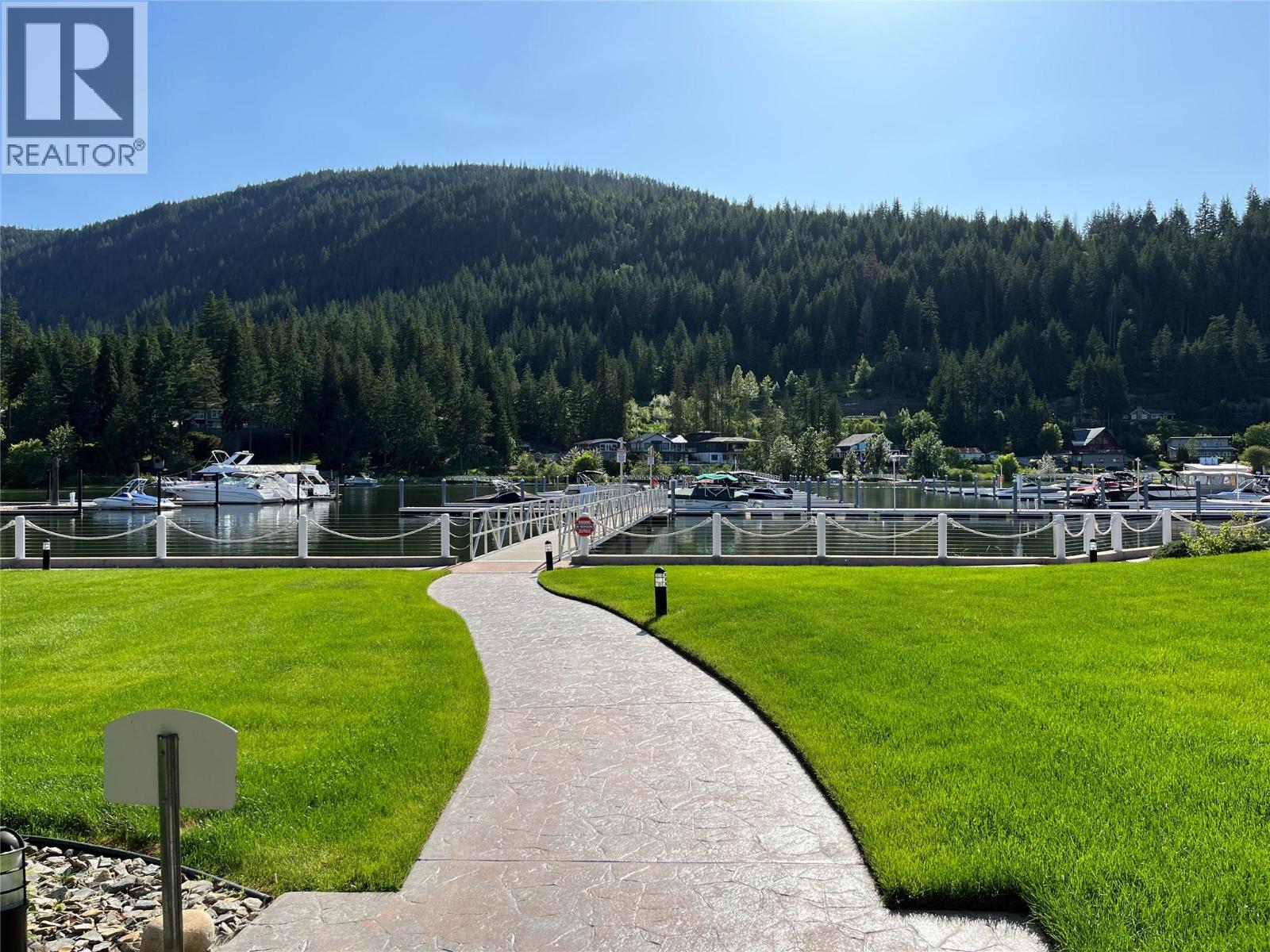 #32 714 Riverside Avenue Unit# 32 - 45