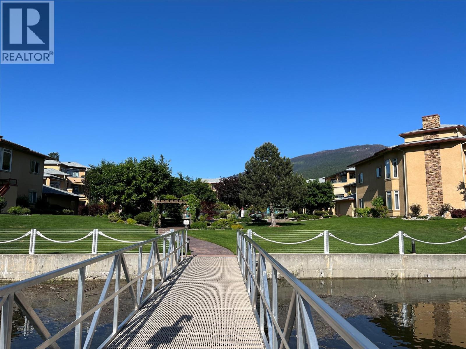 #32 714 Riverside Avenue Unit# 32 - 49