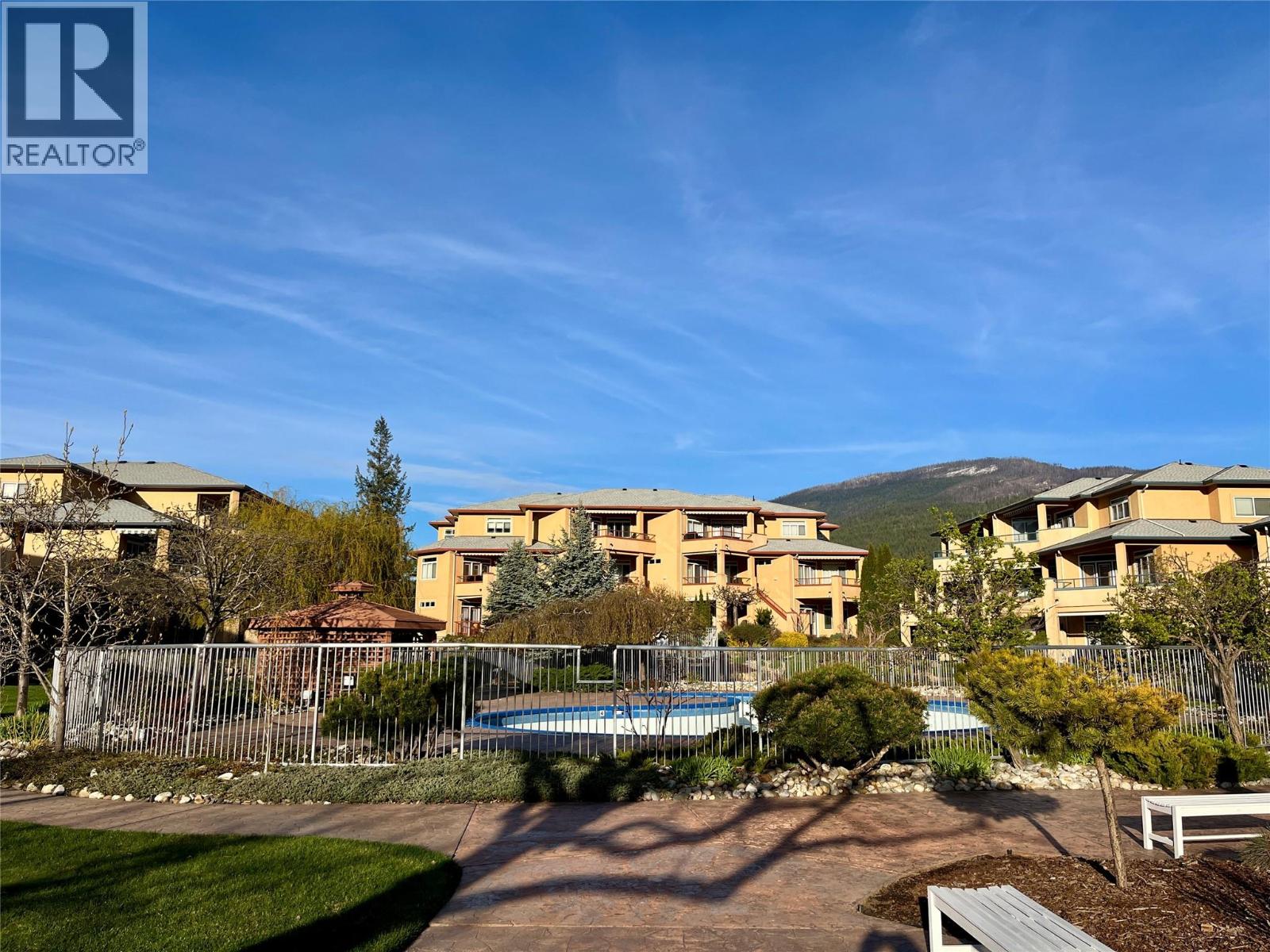 #32 714 Riverside Avenue Unit# 32 - 60