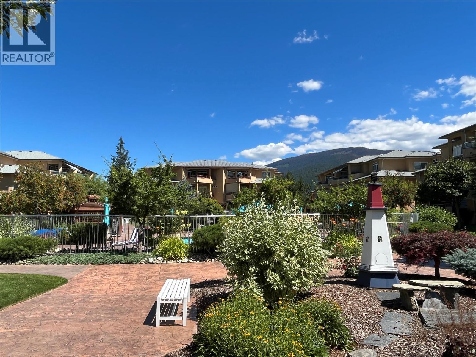 #32 714 Riverside Avenue Unit# 32 - 61