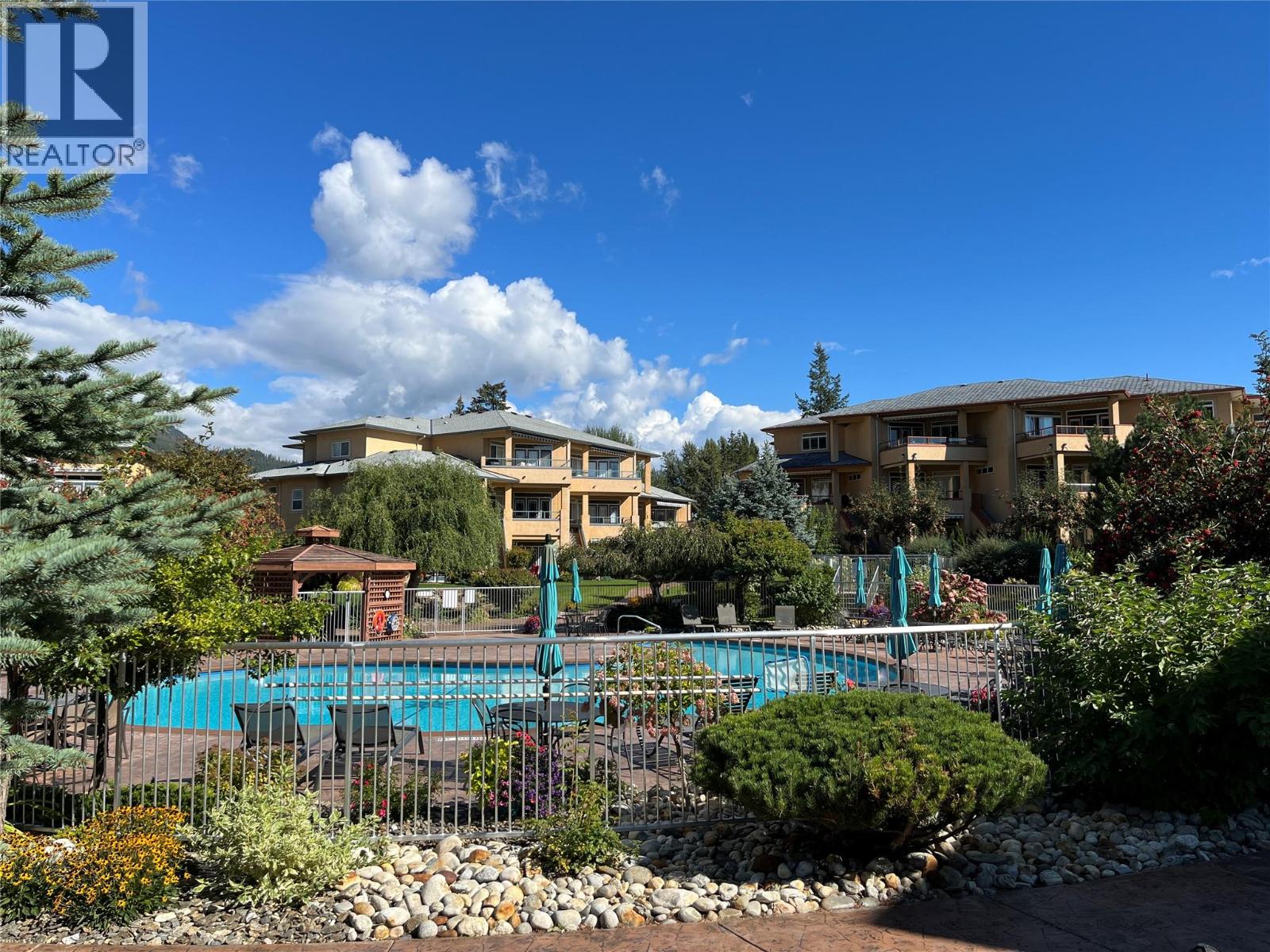 #32 714 Riverside Avenue Unit# 32 - 65