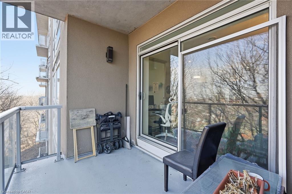 #306 479 CHARLTON Avenue E - 20