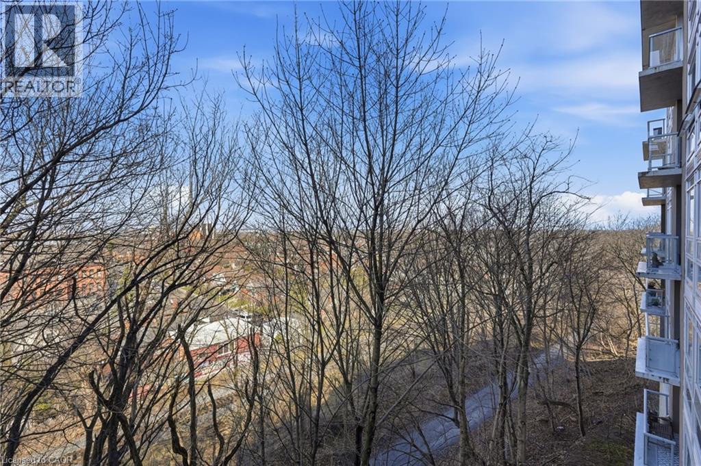 #306 479 CHARLTON Avenue E - 21