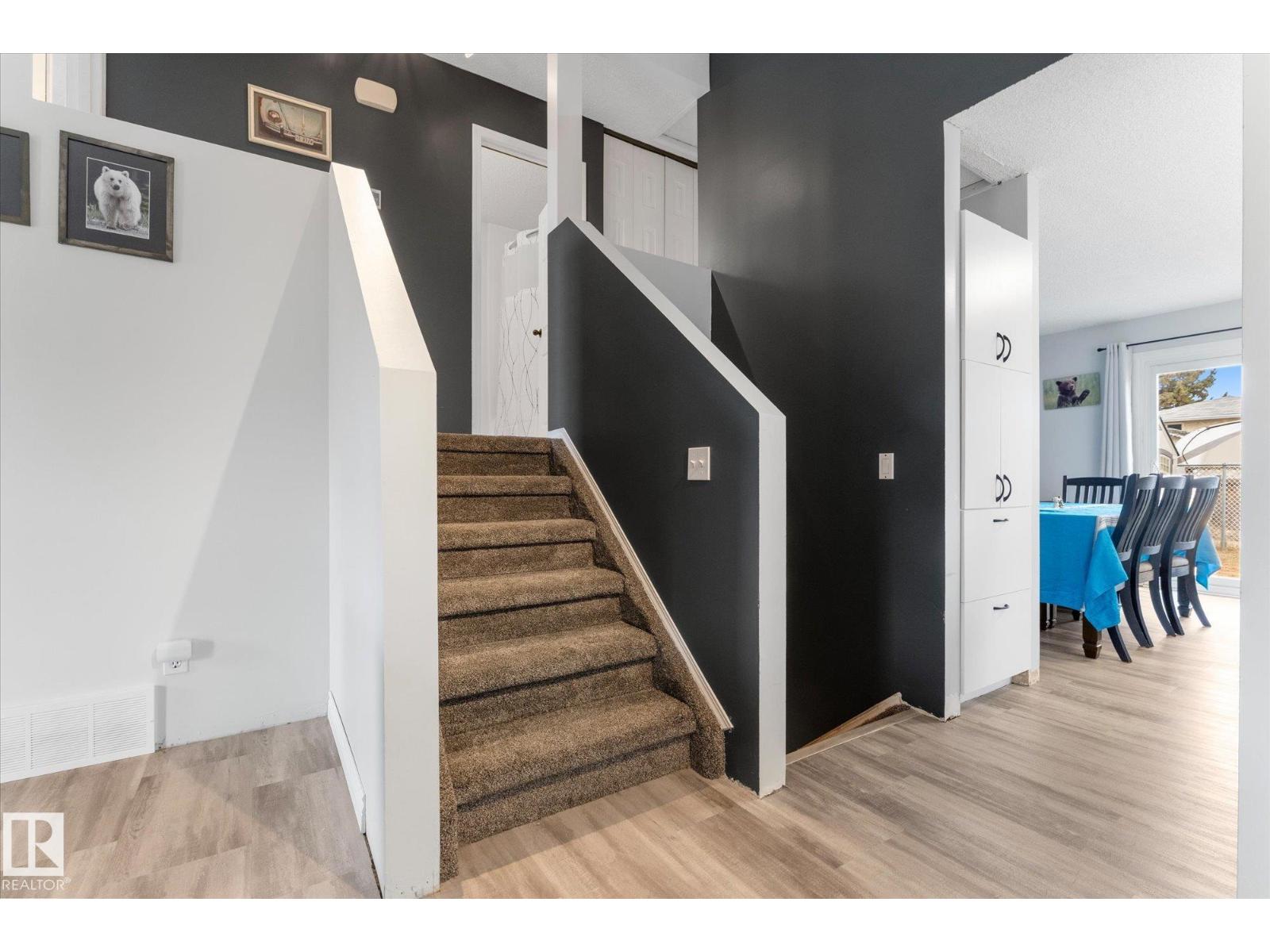 33 WELLINGTON CR, Spruce Grove