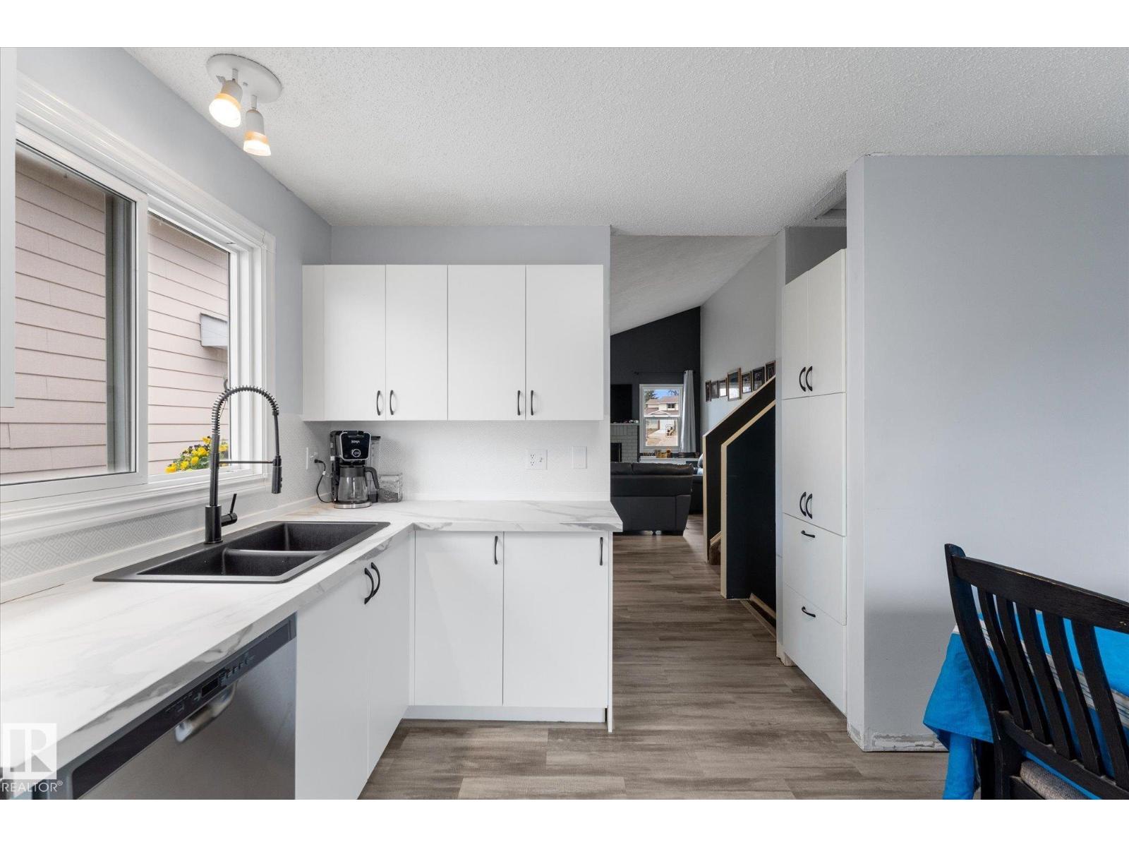 33 WELLINGTON CR, Spruce Grove