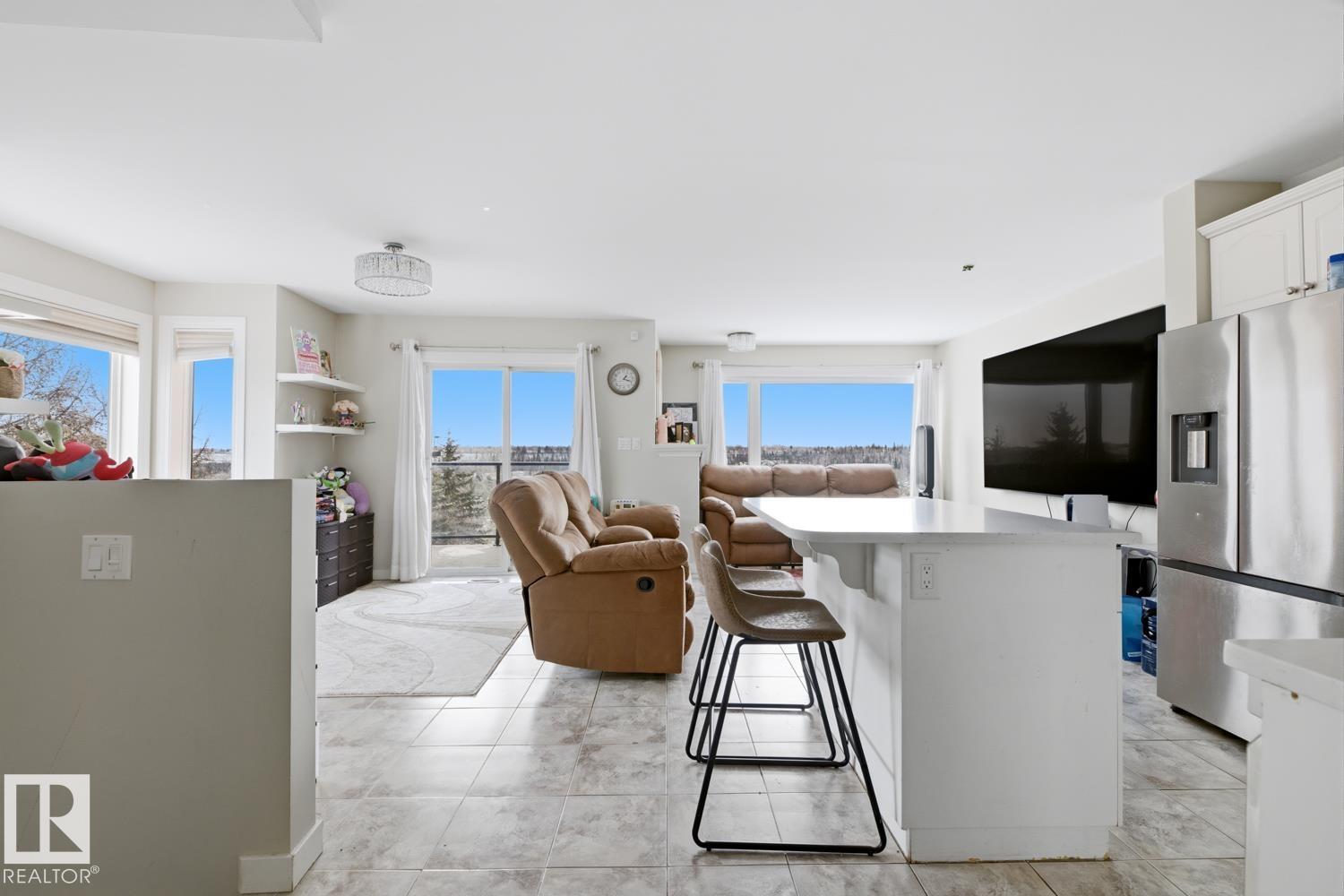 #115 10105 95 ST NW, Edmonton