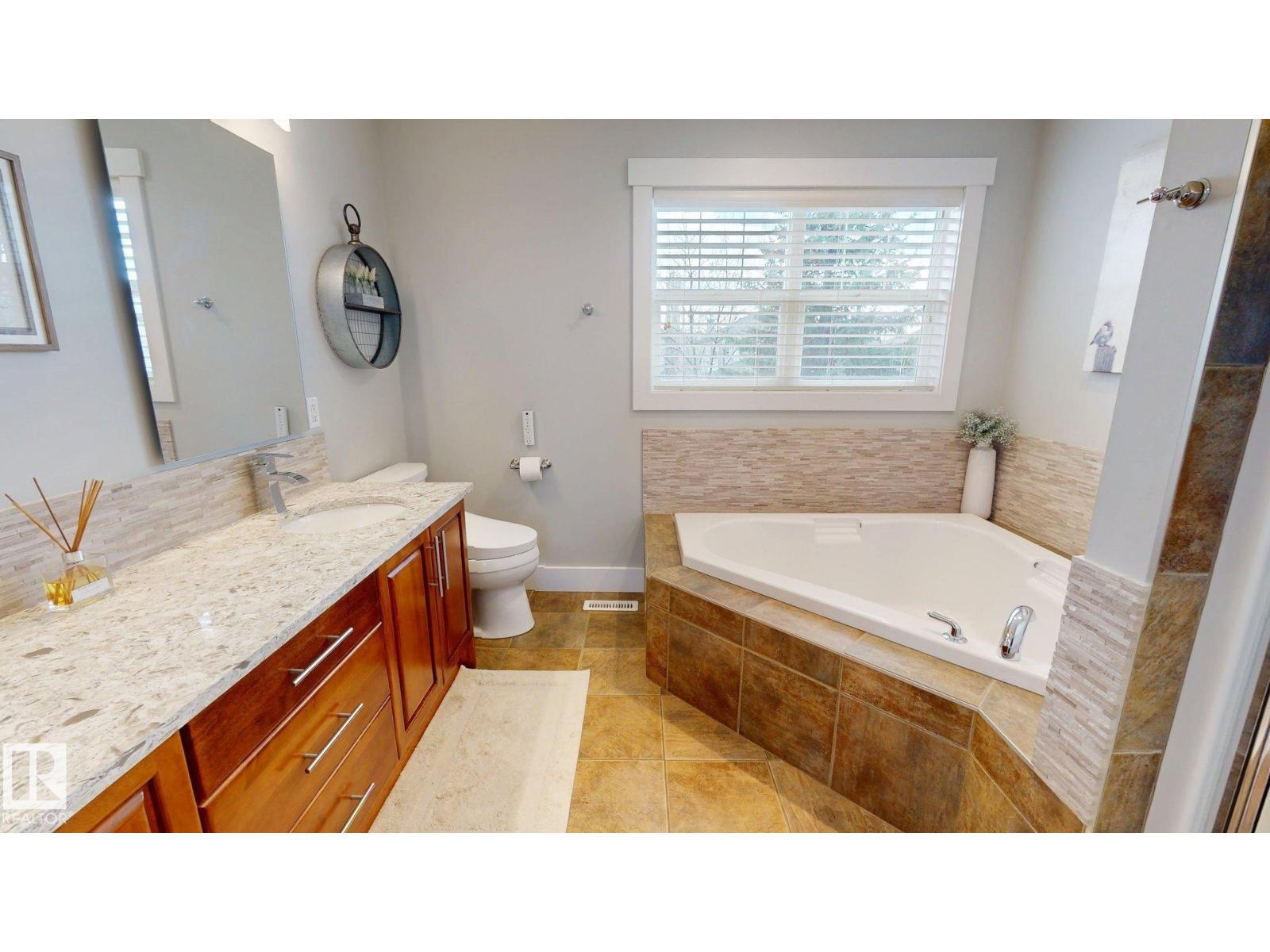 144 REICHERT DR, Beaumont