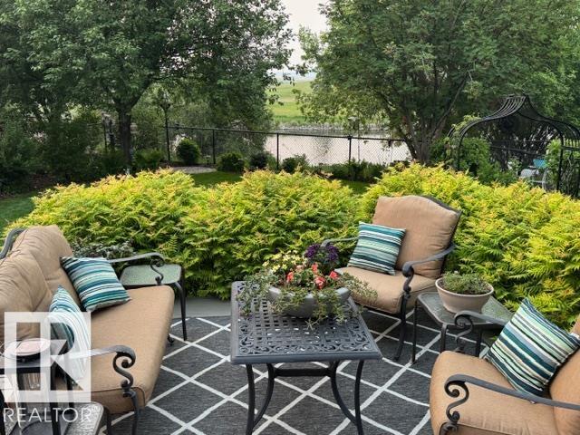 144 REICHERT DR, Beaumont