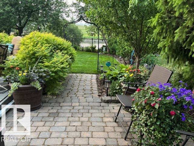 144 REICHERT DR, Beaumont