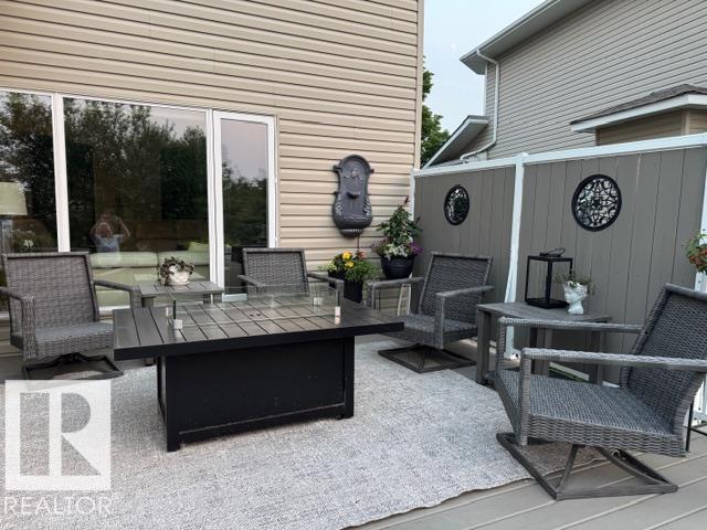 144 REICHERT DR, Beaumont